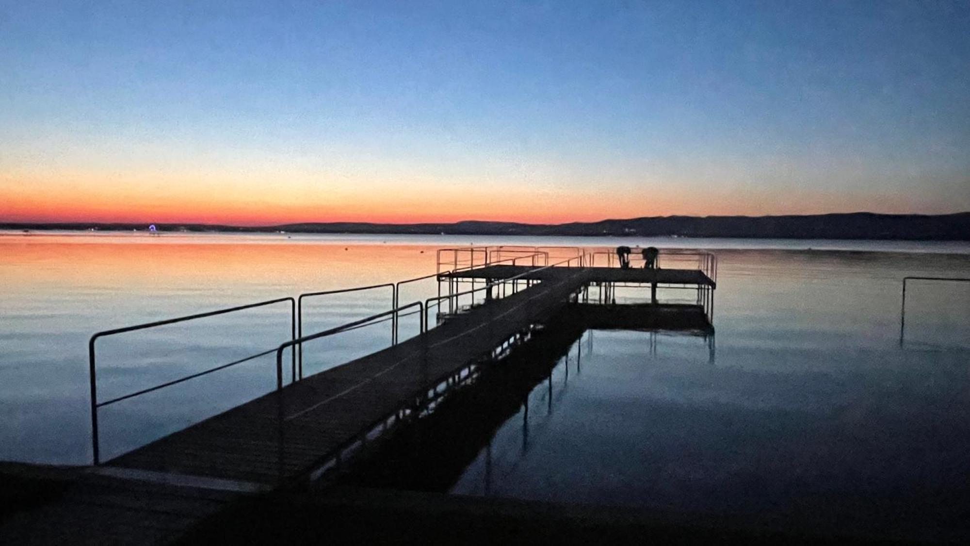 Apartment Friends - Csaladoknak Es Barati Tarsasagoknak Balatonbereny